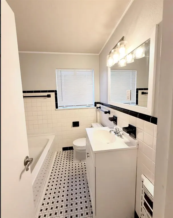 Photo 9 — 3025 NW 69th Street, Oklahoma City, OK 73116