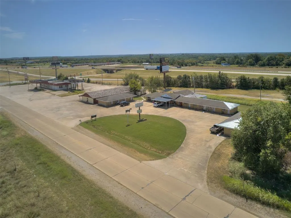 Photo 9 — 9952 Hornbeam Road, Henryetta, OK 74437