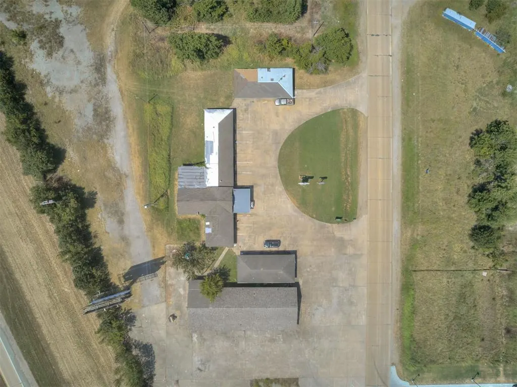Photo 10 — 9952 Hornbeam Road, Henryetta, OK 74437
