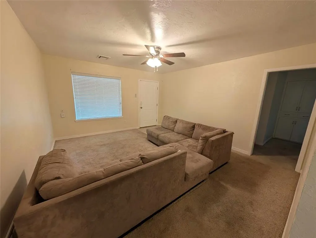 Photo 4 — 1614 Surrey Drive, Norman, OK 73071