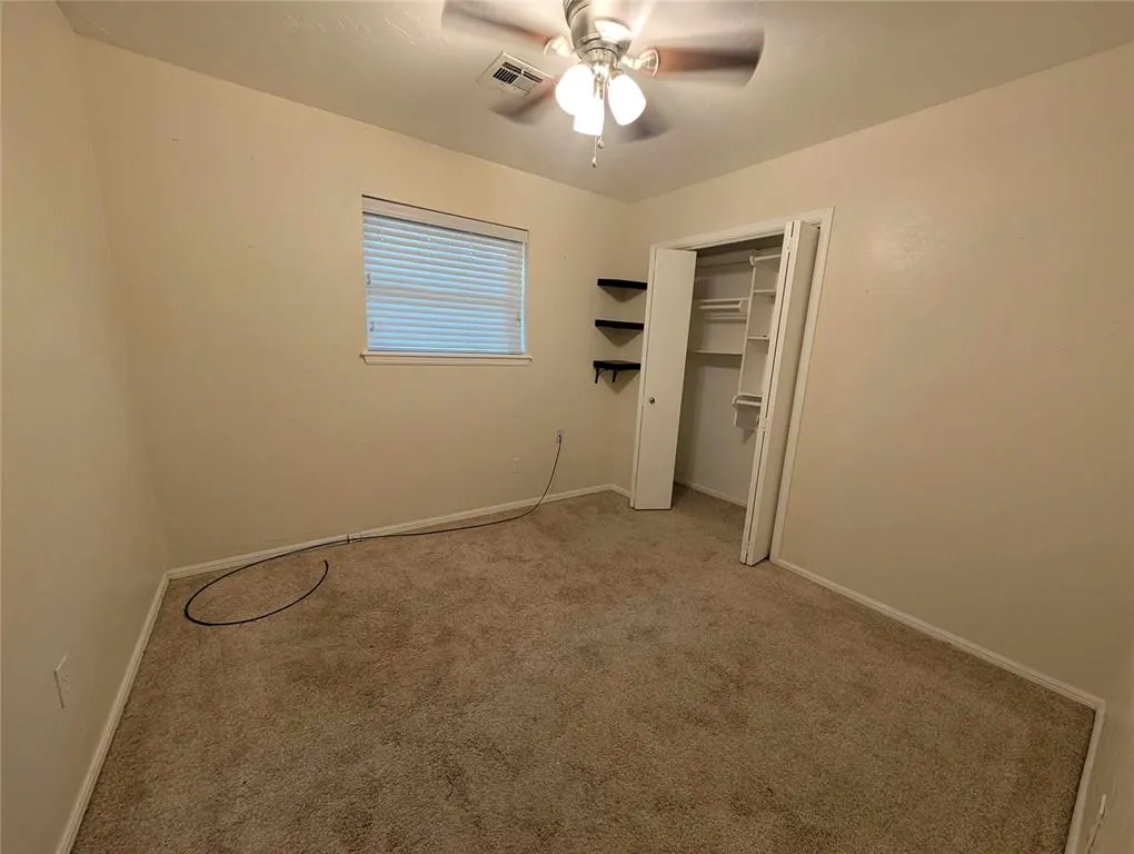 Photo 13 — 1614 Surrey Drive, Norman, OK 73071