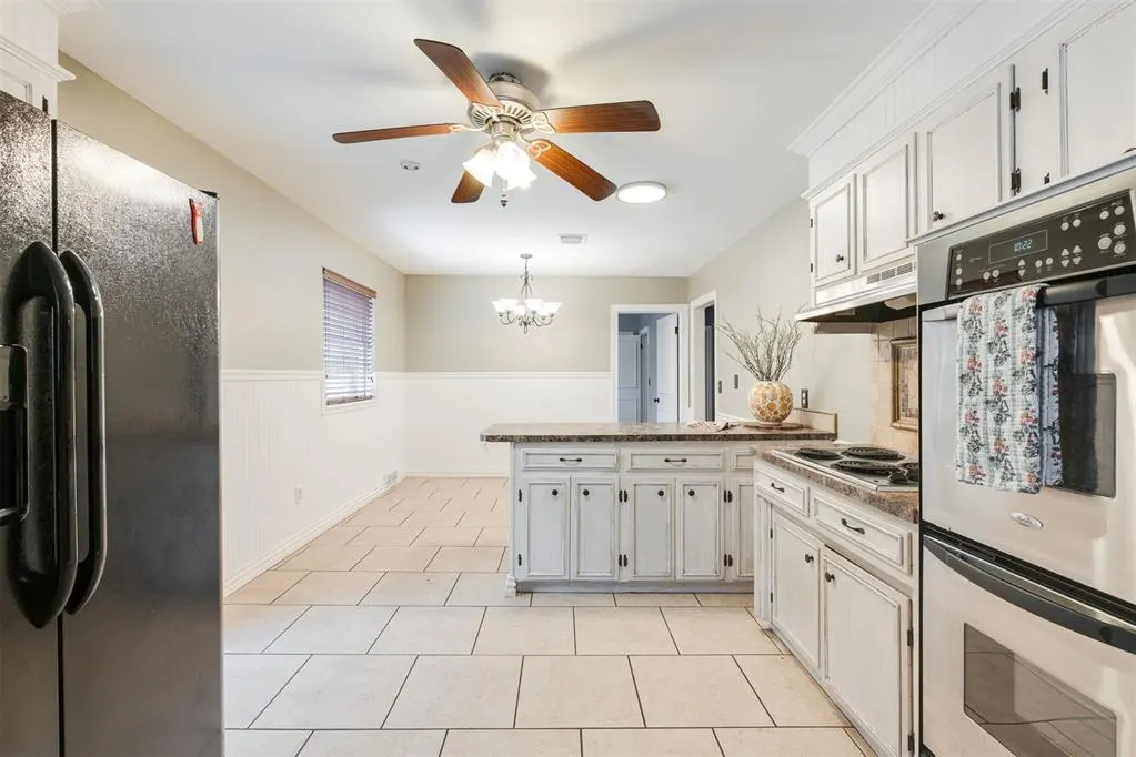 Photo 16 — 627 Ridgecrest Road, Edmond, OK 73013