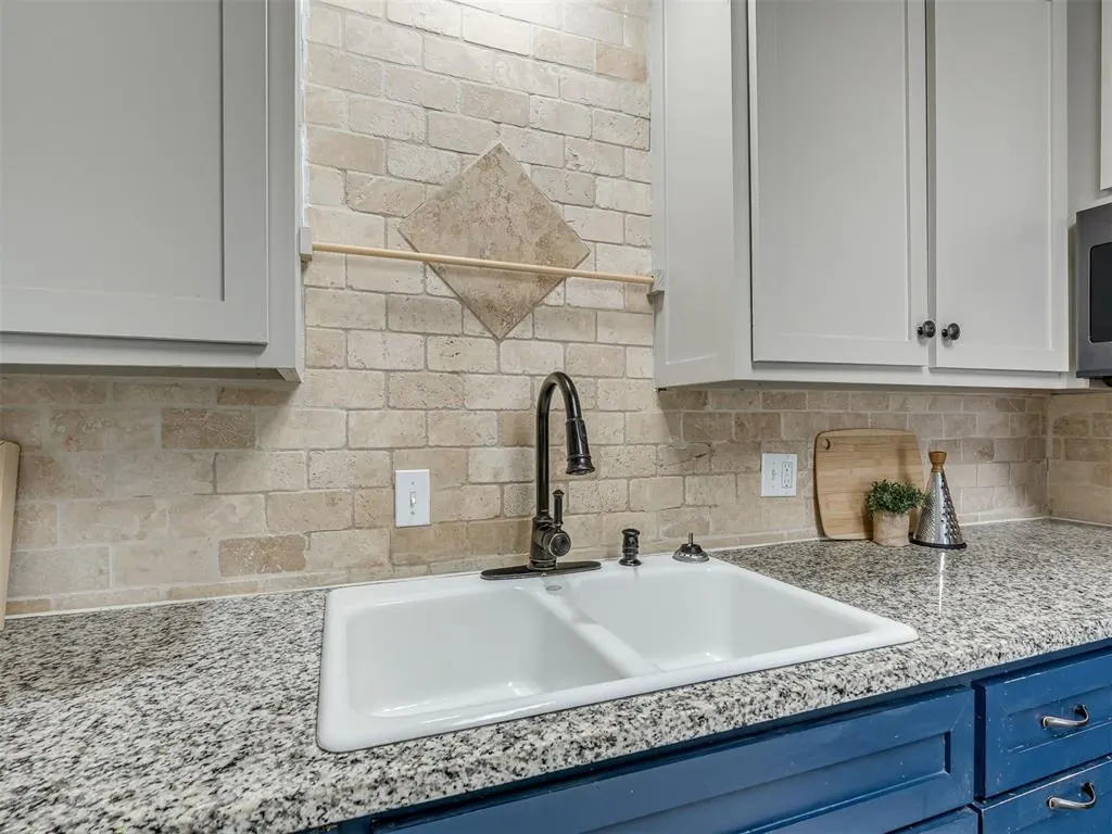 Photo 10 — 105 Woods Avenue, Moore, OK 73160