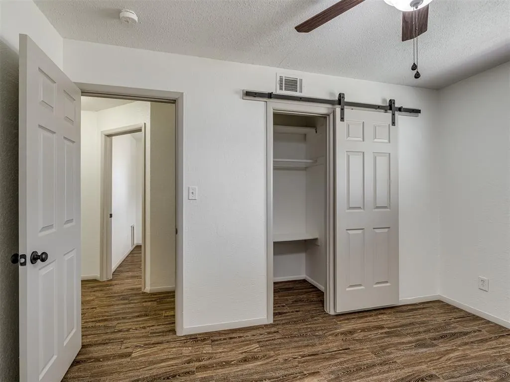 Photo 16 — 105 Woods Avenue, Moore, OK 73160