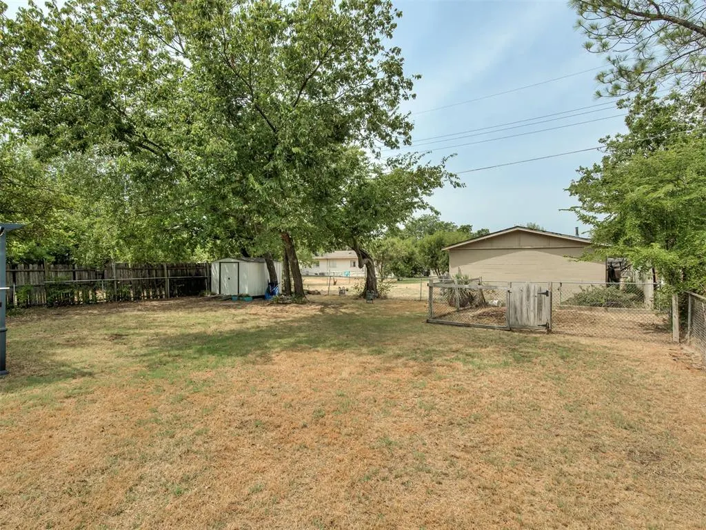 Photo 28 — 105 Woods Avenue, Moore, OK 73160