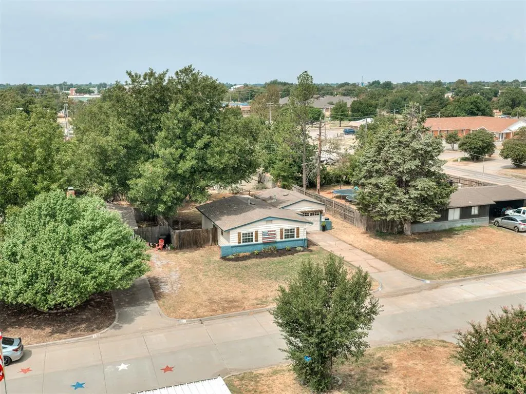 Photo 30 — 105 Woods Avenue, Moore, OK 73160