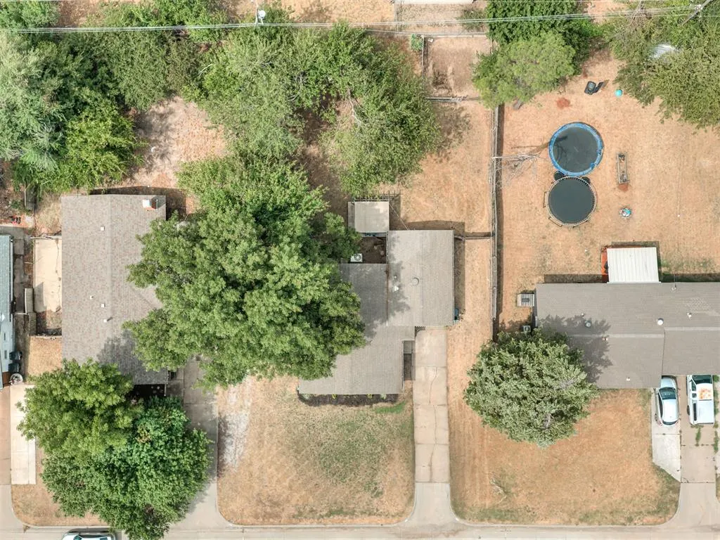 Photo 32 — 105 Woods Avenue, Moore, OK 73160