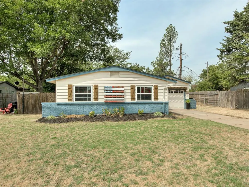 Photo 33 — 105 Woods Avenue, Moore, OK 73160