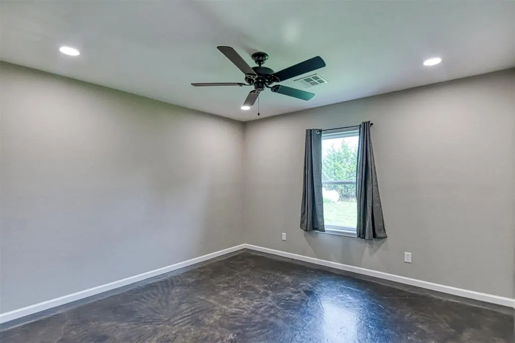 Photo 31 — 22355 Davis Drive, Earlsboro, OK 74840