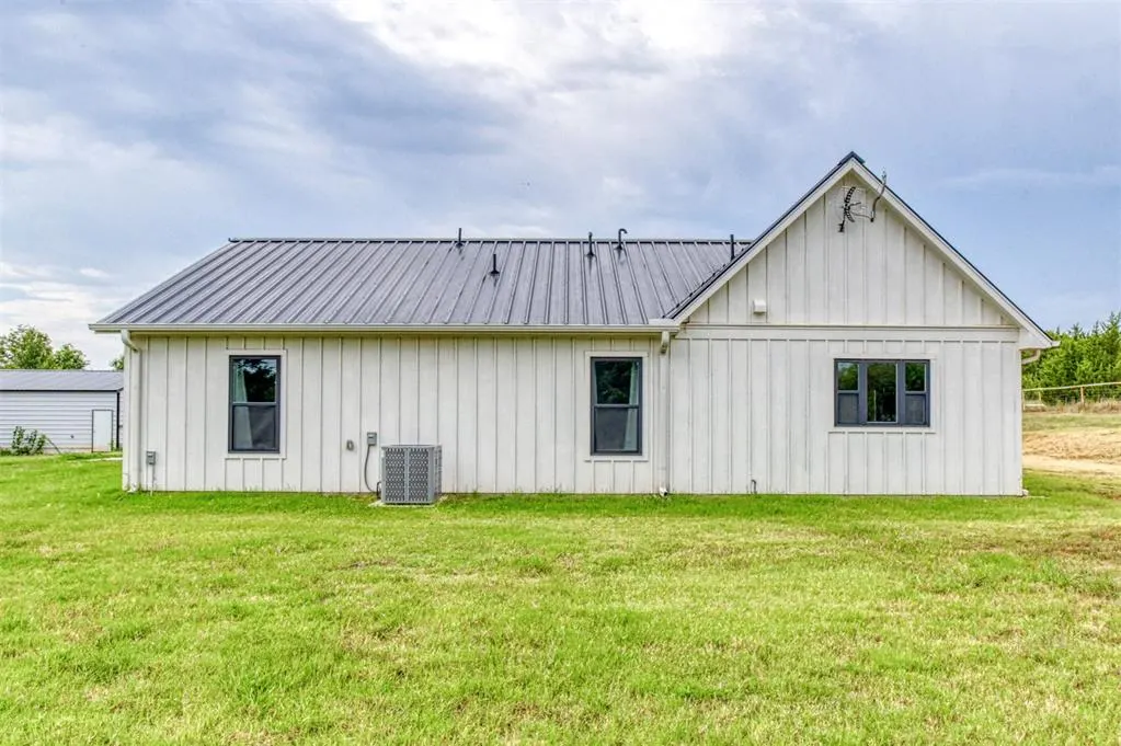 Photo 33 — 22355 Davis Drive, Earlsboro, OK 74840