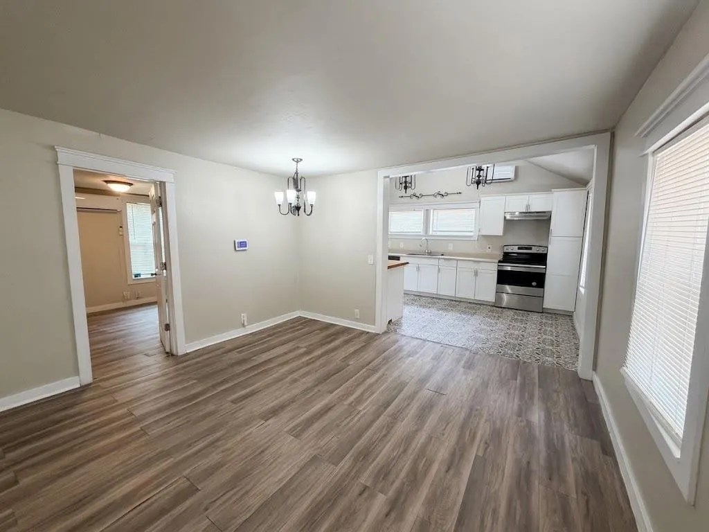 Photo 9 — 230 W Himes Street, Norman, OK 73069