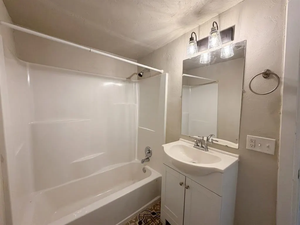 Photo 20 — 230 W Himes Street, Norman, OK 73069