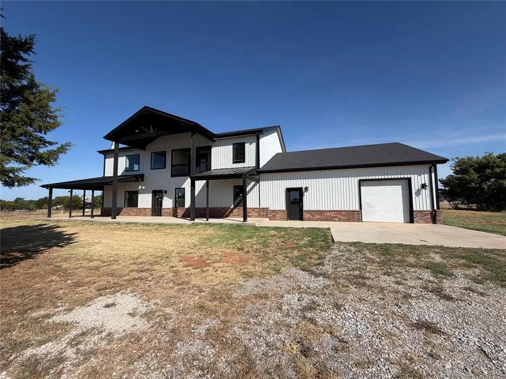 Front exterior — 11921 SW 104th Street, Mustang, OK 73064