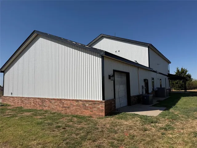 Photo 8 — 11921 SW 104th Street, Mustang, OK 73064