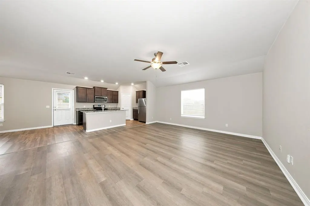 Photo 2 — 920 NW 3rd Street, Newcastle, OK 73065