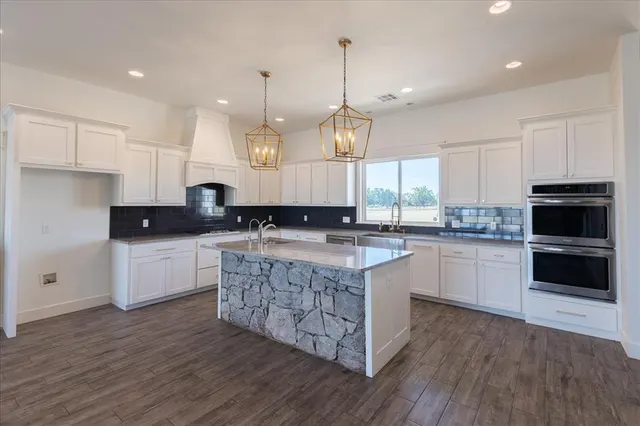 Photo 4 — 2889 SW 3rd Street, Blanchard, OK 73010