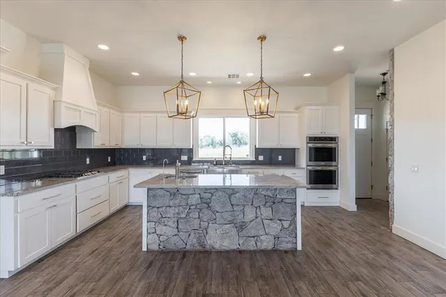 Photo 8 — 2889 SW 3rd Street, Blanchard, OK 73010