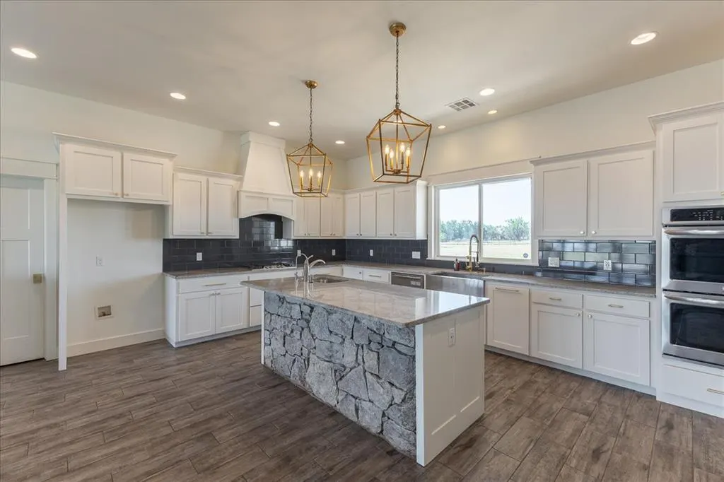 Photo 9 — 2889 SW 3rd Street, Blanchard, OK 73010