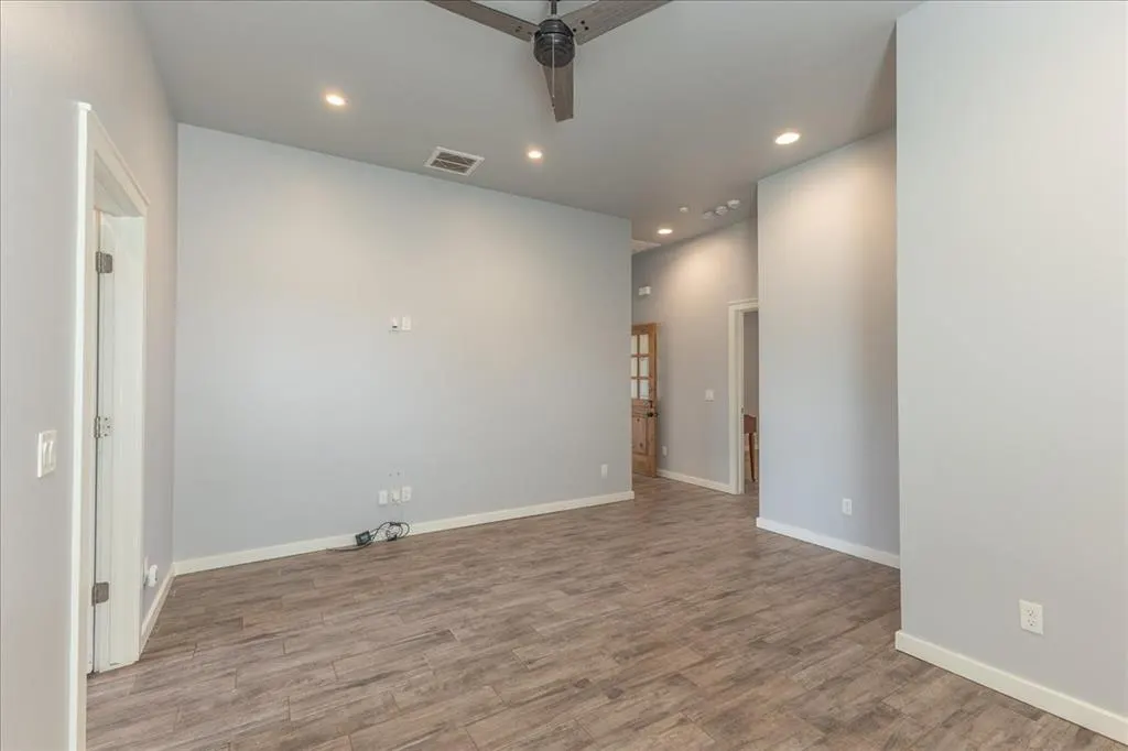 Photo 18 — 2889 SW 3rd Street, Blanchard, OK 73010