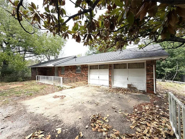 Photo 5 — 30006 Homer Lane, Shawnee, OK 74801