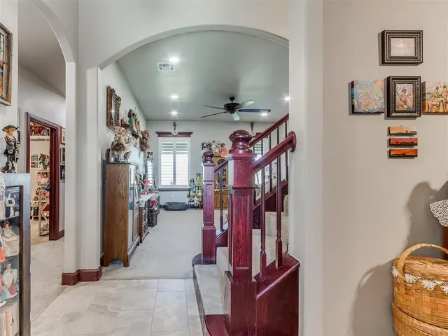 Photo 6 — 401 Carlow Way, Yukon, OK 73099