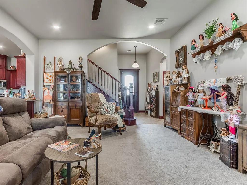 Photo 11 — 401 Carlow Way, Yukon, OK 73099