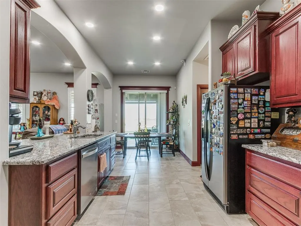Photo 17 — 401 Carlow Way, Yukon, OK 73099