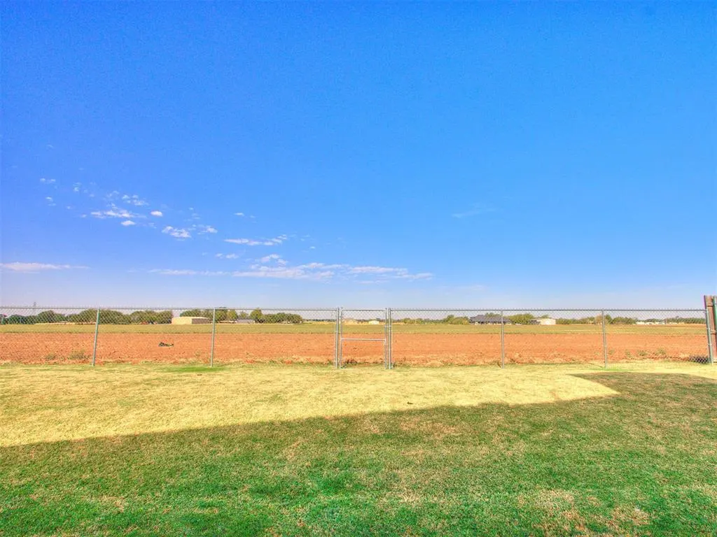 Photo 44 — 401 Carlow Way, Yukon, OK 73099