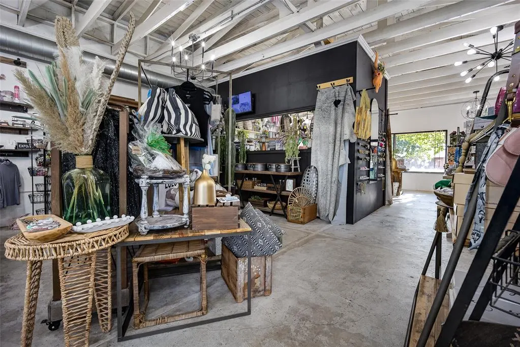 Photo 14 — 207 N Main, Blanchard, OK 73010