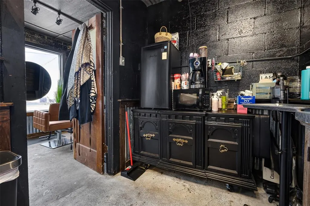 Photo 20 — 207 N Main, Blanchard, OK 73010