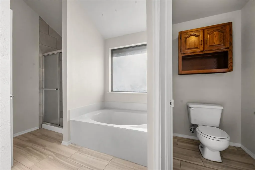 Photo 13 — 2429 Glen Oaks Drive, Norman, OK 73071