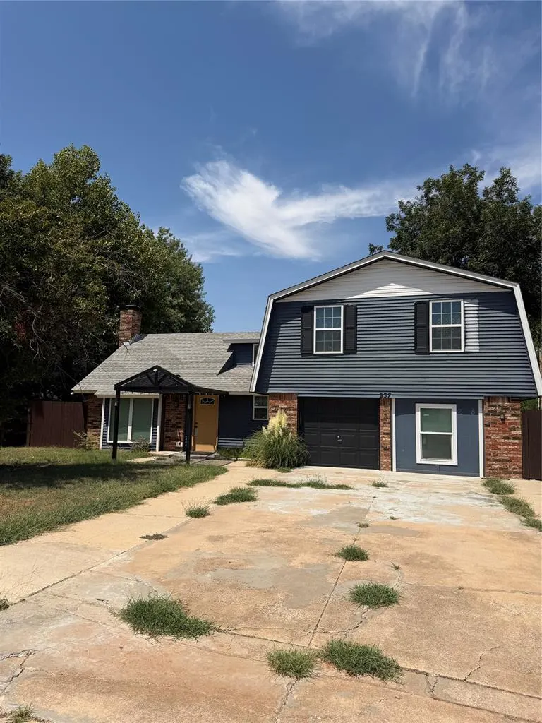 Front exterior — 237 E Mohr Lane, Mustang, OK 73064