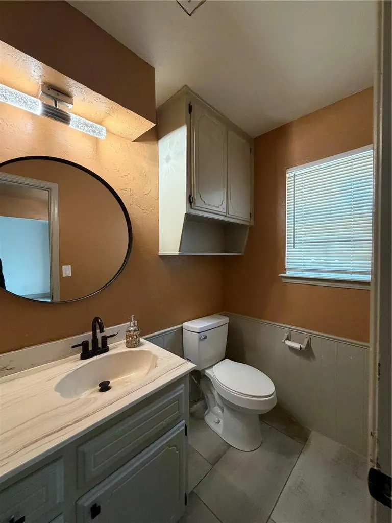 Photo 12 — 237 E Mohr Lane, Mustang, OK 73064