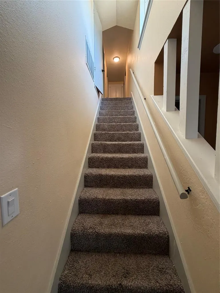 Photo 13 — 237 E Mohr Lane, Mustang, OK 73064