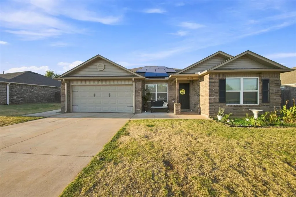 Front exterior — 10613 SW 22nd Street, Yukon, OK 73099