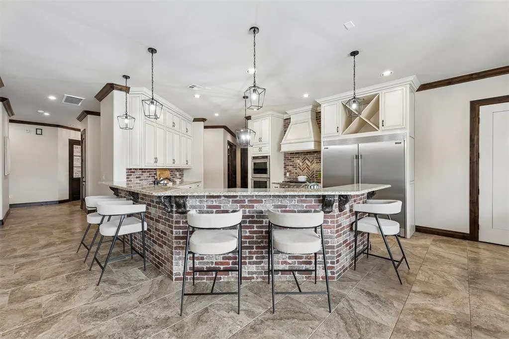 Photo 5 — 15708 Laguna Drive, Edmond, OK 73013