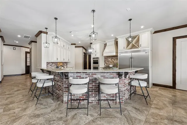 Photo 5 — 15708 Laguna Drive, Edmond, OK 73013