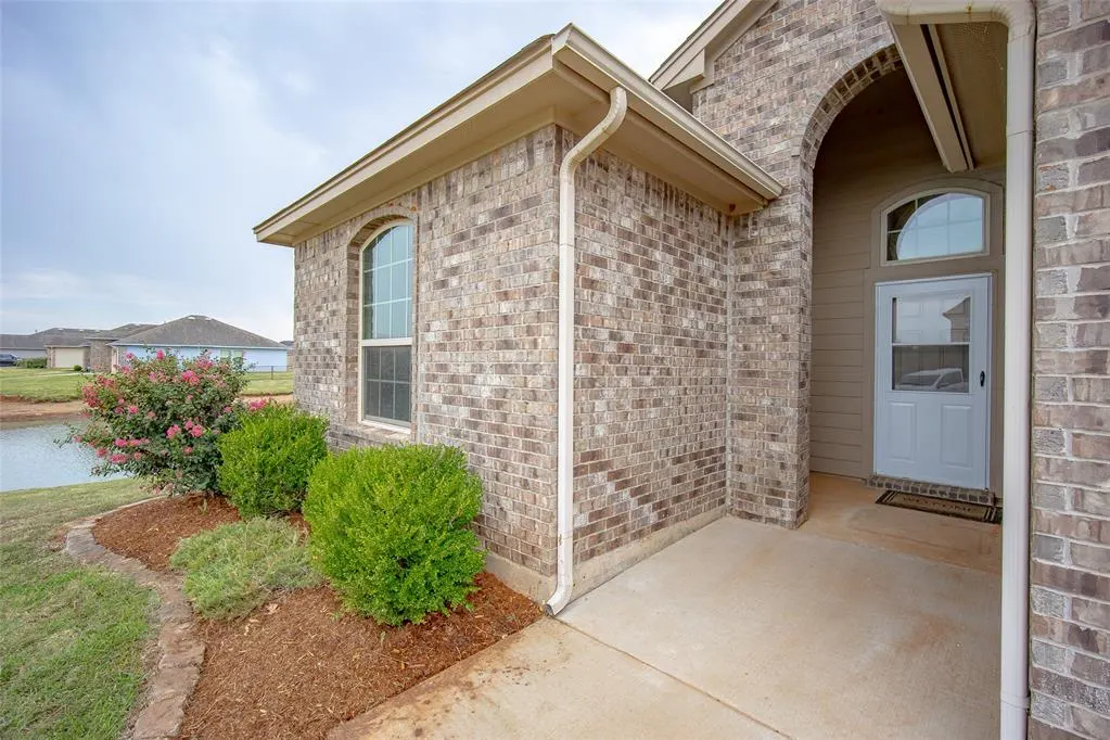 Front exterior — 2501 Colby Court, Yukon, OK 73099