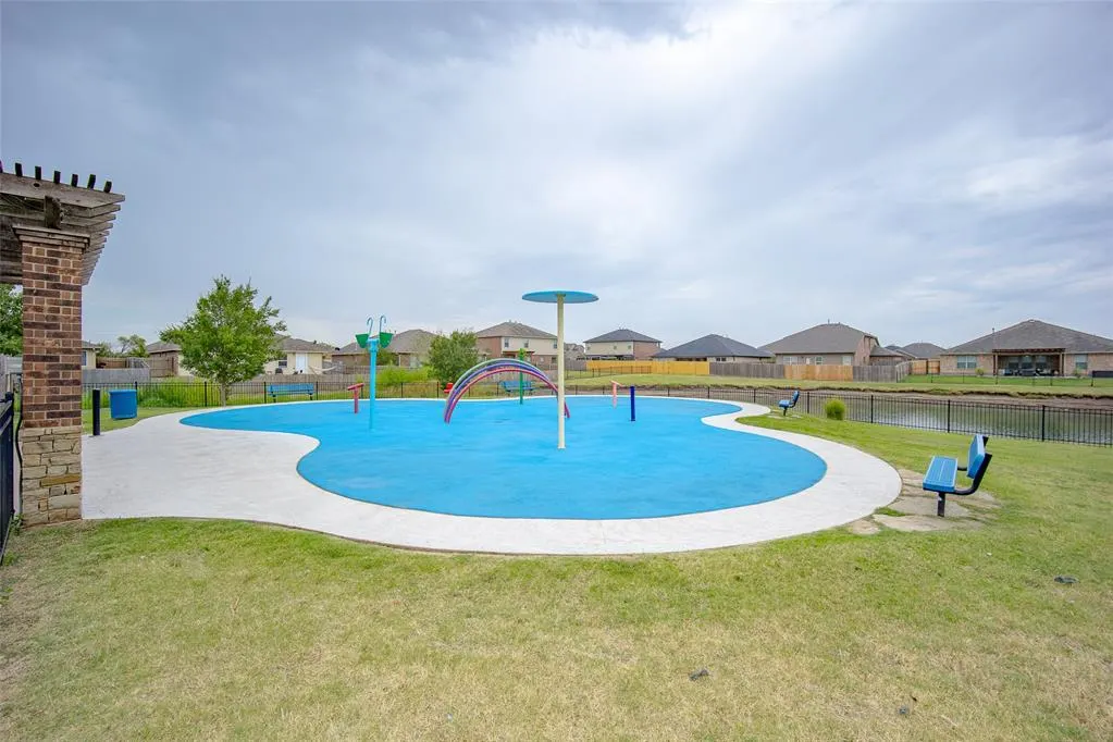 Photo 42 — 2501 Colby Court, Yukon, OK 73099