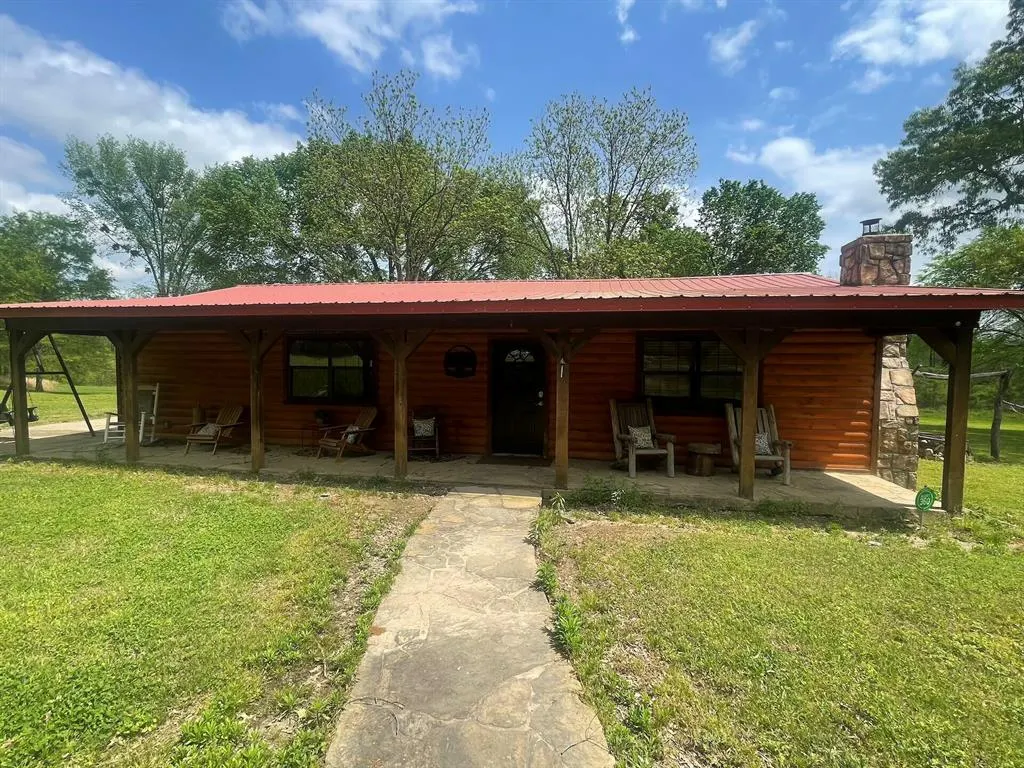Photo 2 — 260 Box Elder Lane, Broken Bow, OK 74728