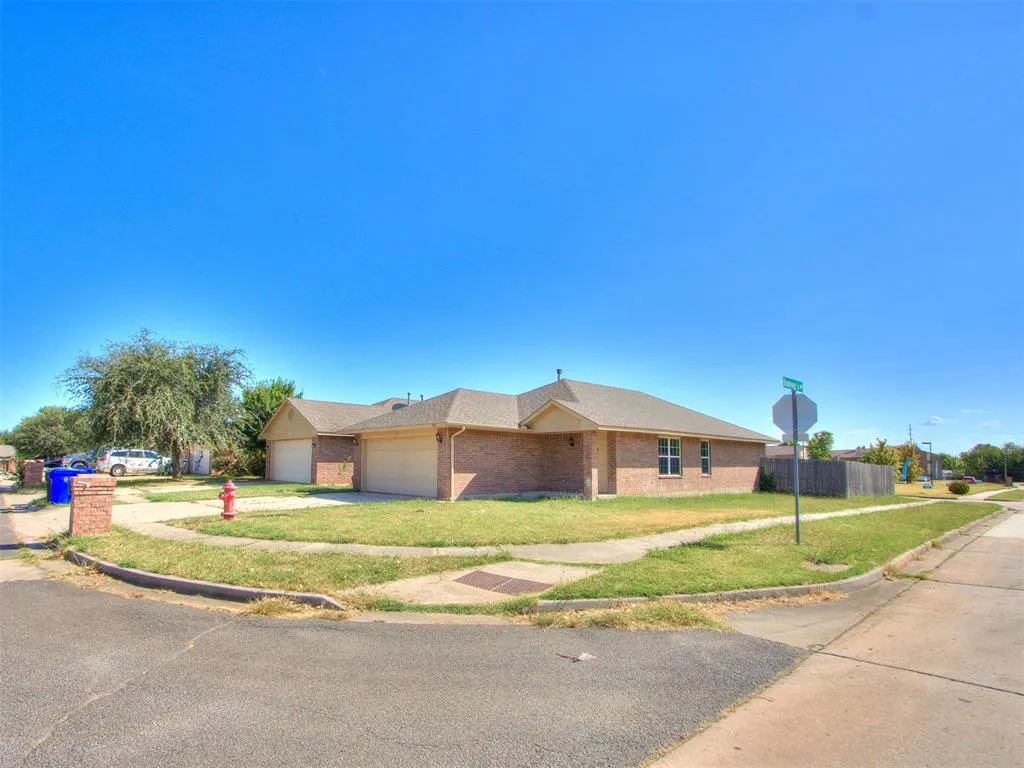 Photo 5 — 902 Beaumont Square, Norman, OK 73071