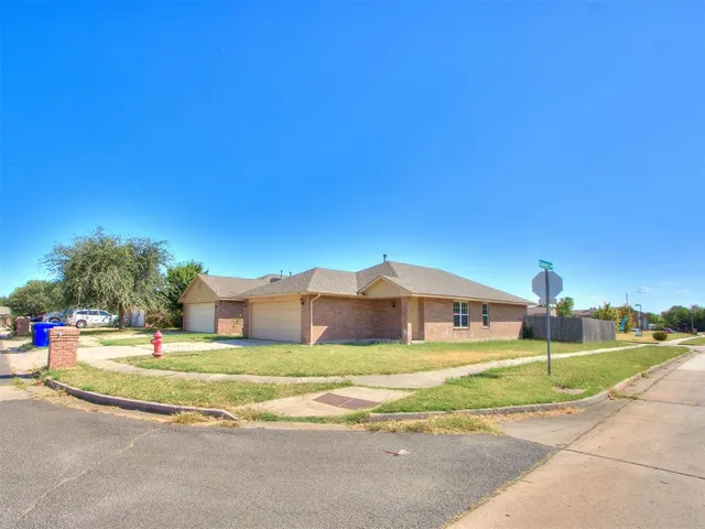 Photo 5 — 902 Beaumont Square, Norman, OK 73071