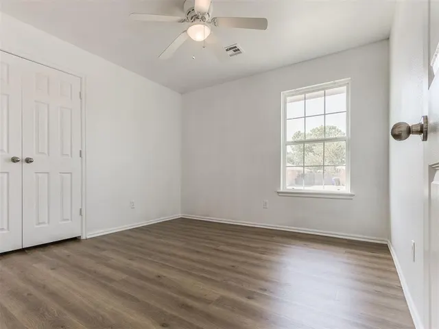 Photo 8 — 902 Beaumont Square, Norman, OK 73071