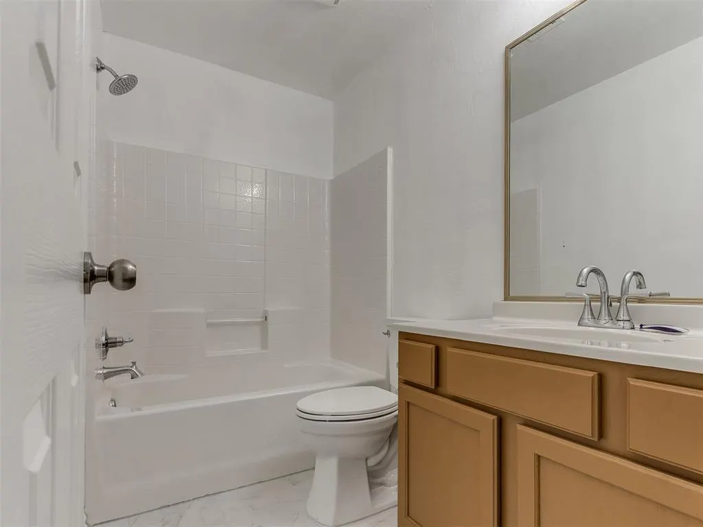 Photo 12 — 902 Beaumont Square, Norman, OK 73071