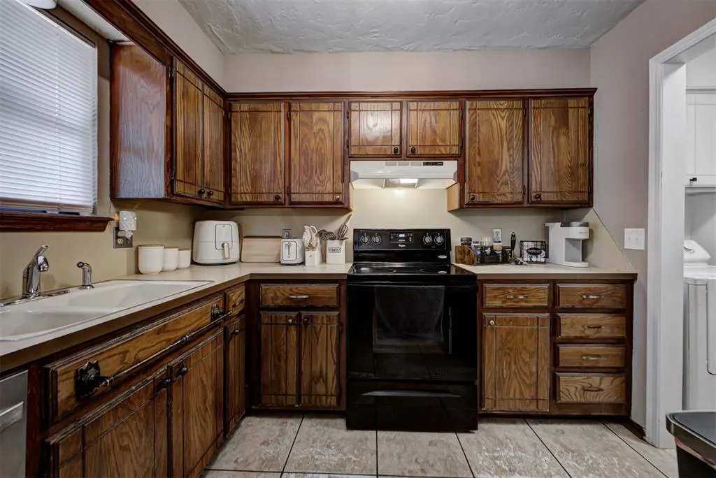 Photo 17 — 1038 W Griggs Way, Mustang, OK 73064