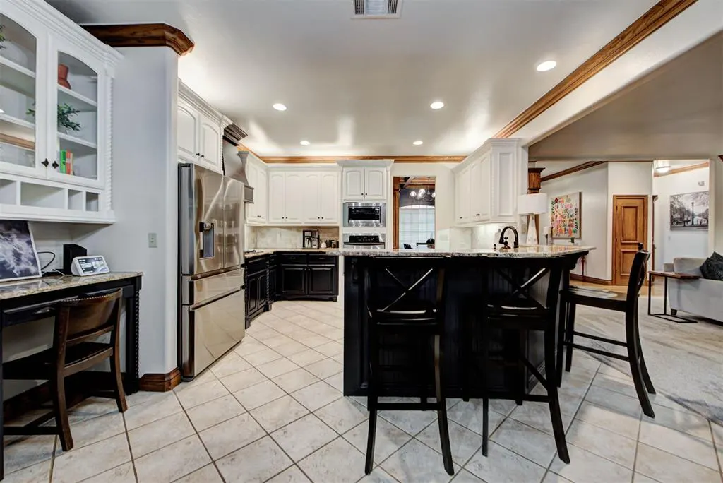 Photo 18 — 7408 NE 133rd Street, Edmond, OK 73013