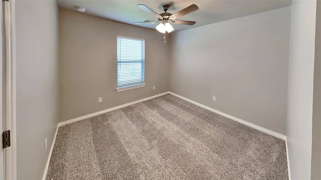 Photo 12 — 9004 NW 127th Terrace, Yukon, OK 73099