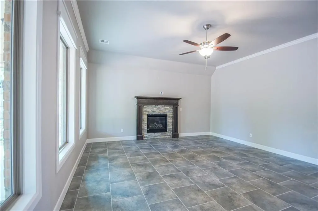Photo 5 — 2916 Pacifica Lane, Edmond, OK 73034