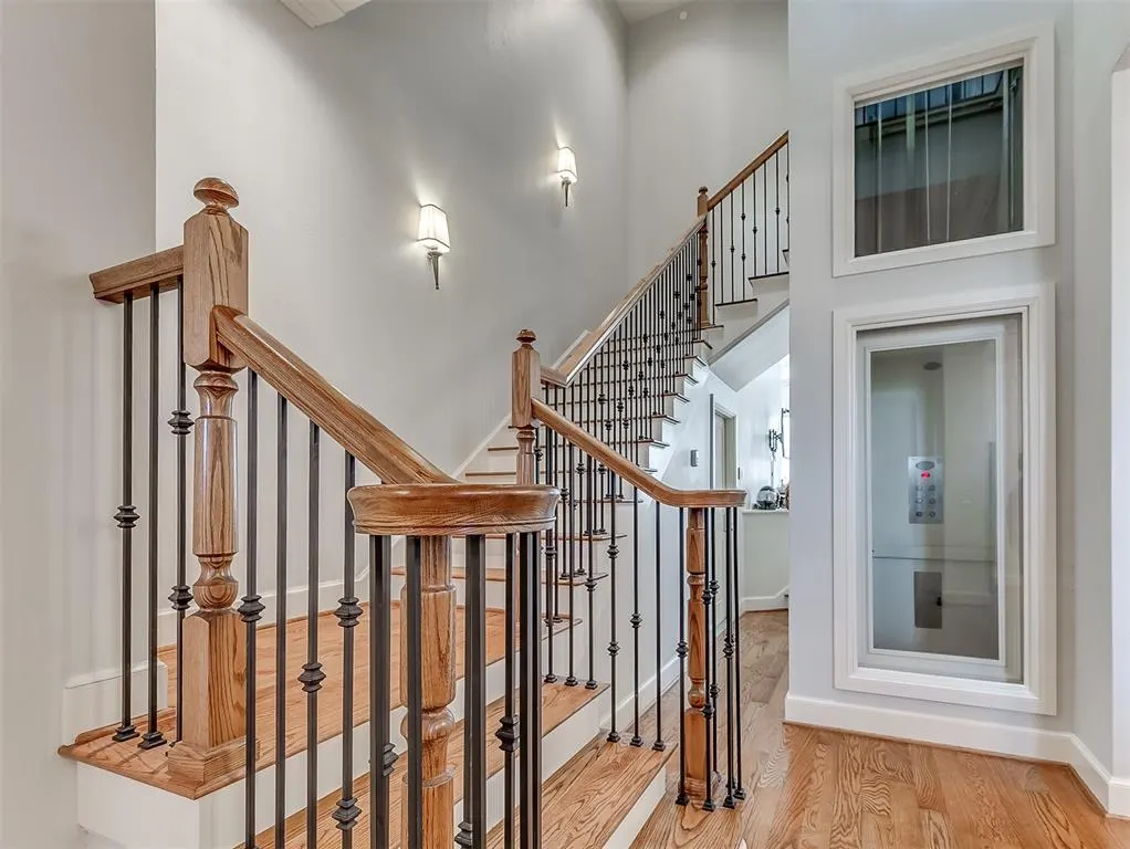 Photo 5 — 414 NE 2nd Street, Oklahoma City, OK 73104