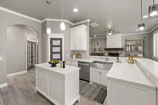 Photo 6 — 14640 Rochefort Lane, Yukon, OK 73099